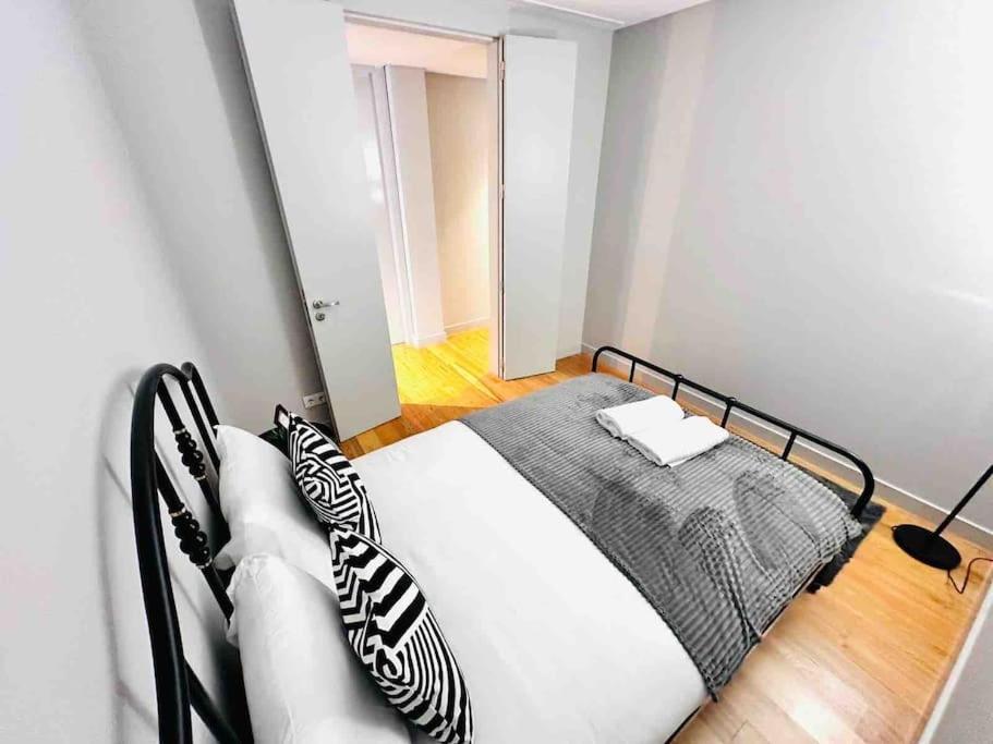 Lisbon Marques De Pombal Top Flat Great Locations City Center B ภายนอก รูปภาพ