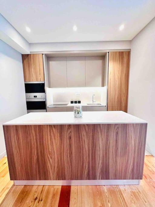 Lisbon Marques De Pombal Top Flat Great Locations City Center B ภายนอก รูปภาพ