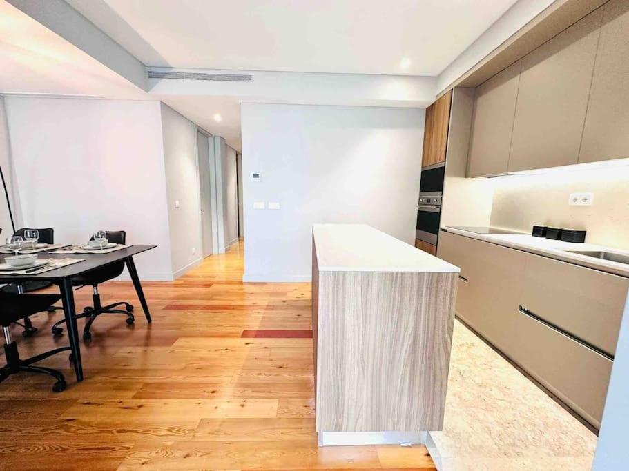 Lisbon Marques De Pombal Top Flat Great Locations City Center B ภายนอก รูปภาพ